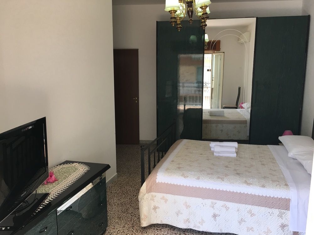 B&B Magna Grecia Κρότωνας Εξωτερικό φωτογραφία